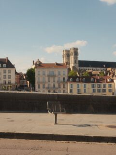 Voici quelques photos prises en parcourant les rues de Chalon. 
Plus je me rends dans cette ville et plus j’aime la parcourir ! 🥰

• Bourgogne - Photographie - Patrimoine •
#destinationsaoneetloire #mybourgogne #chalonsursaone #bourgognefranchecomtetourisme #explorefrance